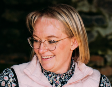 Photo of Julia Sim